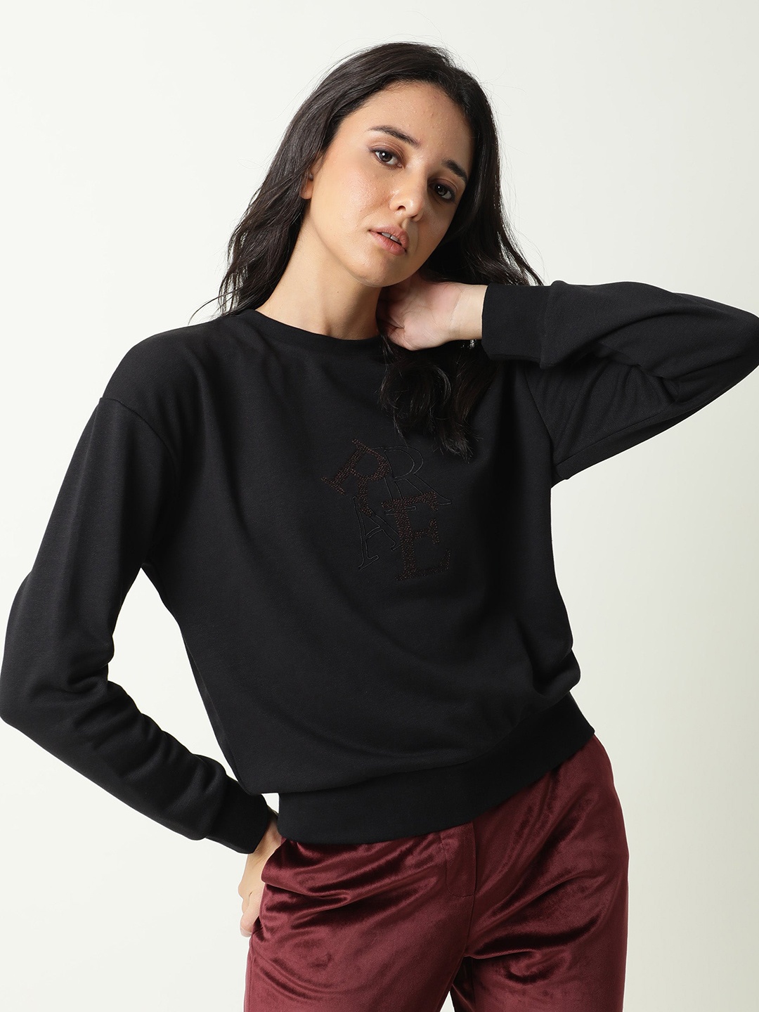 

RAREISM Women Printed Sweatshirt, Black