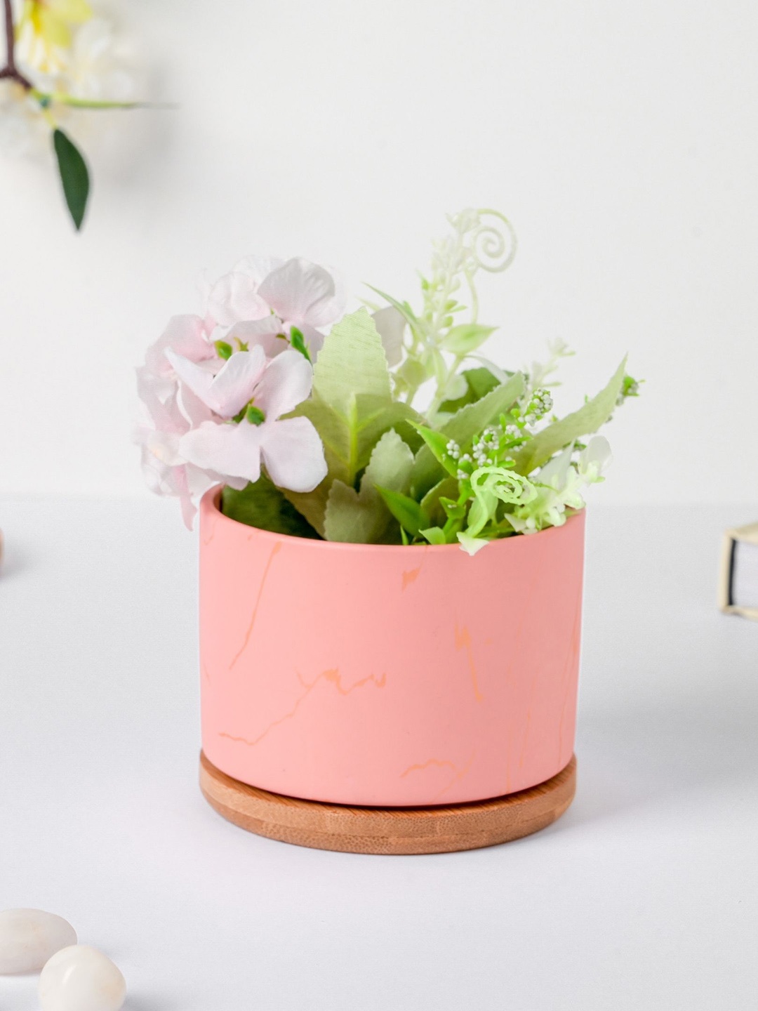 

Nestasia Pink Solid Planters WIth Coaster