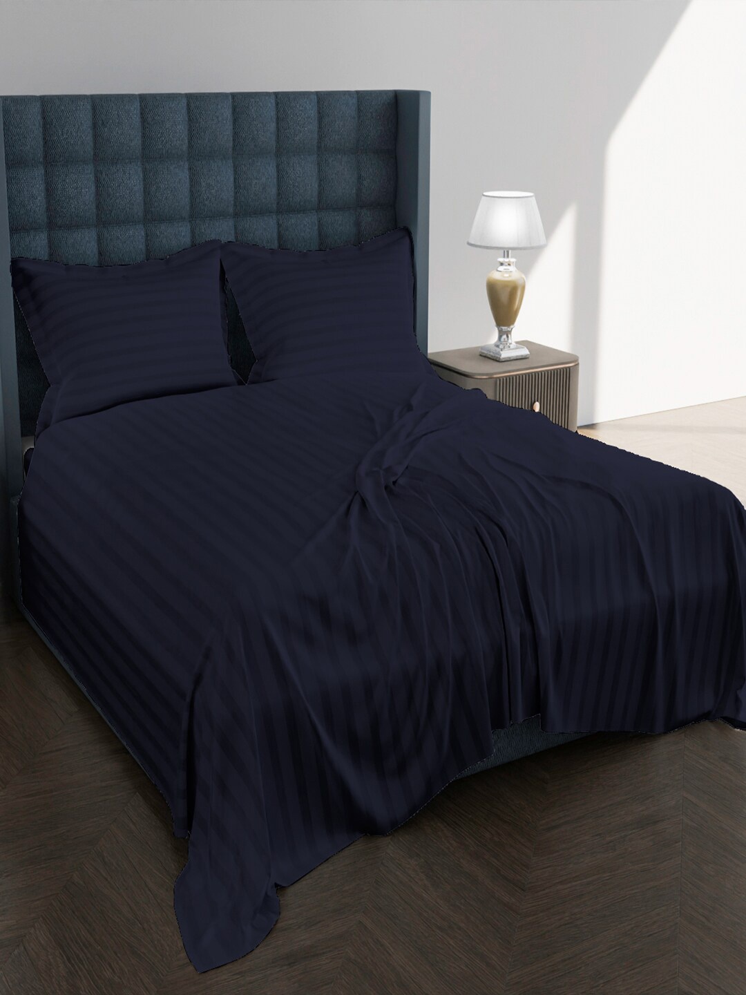 

AVI Striped 250 TC Egyptian Cotton King Bedsheet with 2 Pillow Covers, Blue