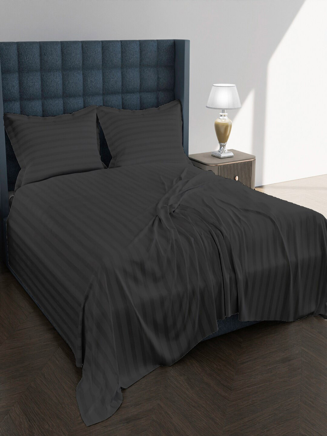 

AVI Striped 250 TC Egyptian Cotton King Bedsheet with 2 Pillow Covers, Grey