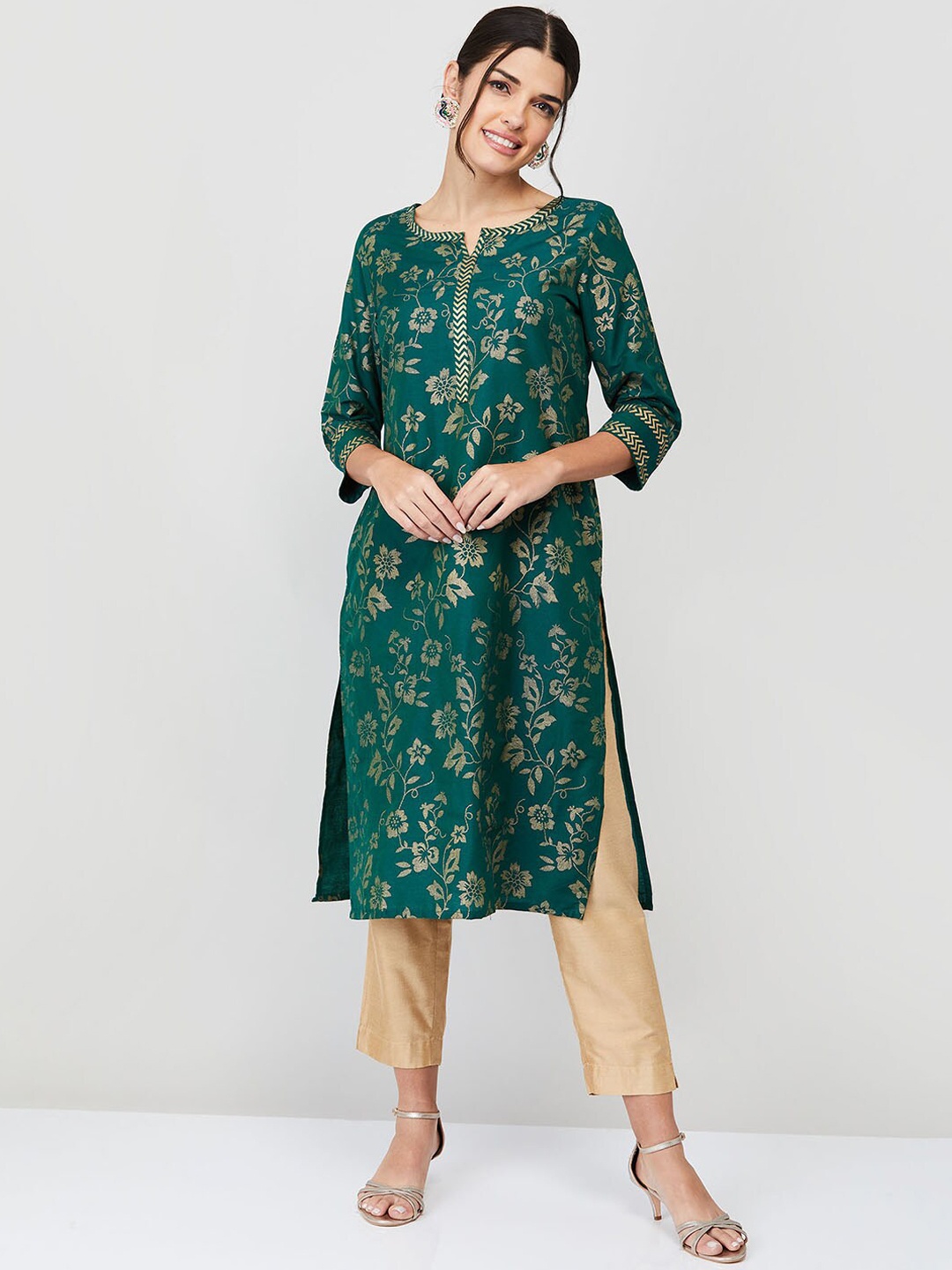 

Melange by Lifestyle Women Green Floral Embroidered Keyhole Neck Kurta
