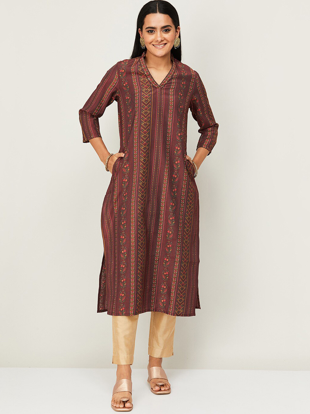 

Melange by Lifestyle Women Maroon Ethnic Motifs Print Straight Kurta, Red