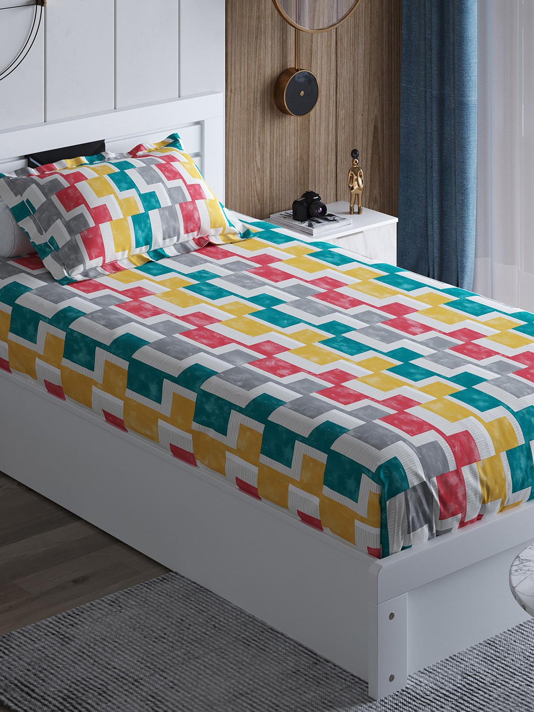 

Home Centre Geometric 210 TC Single Bedsheet with 1 Pillow Cover, Pink