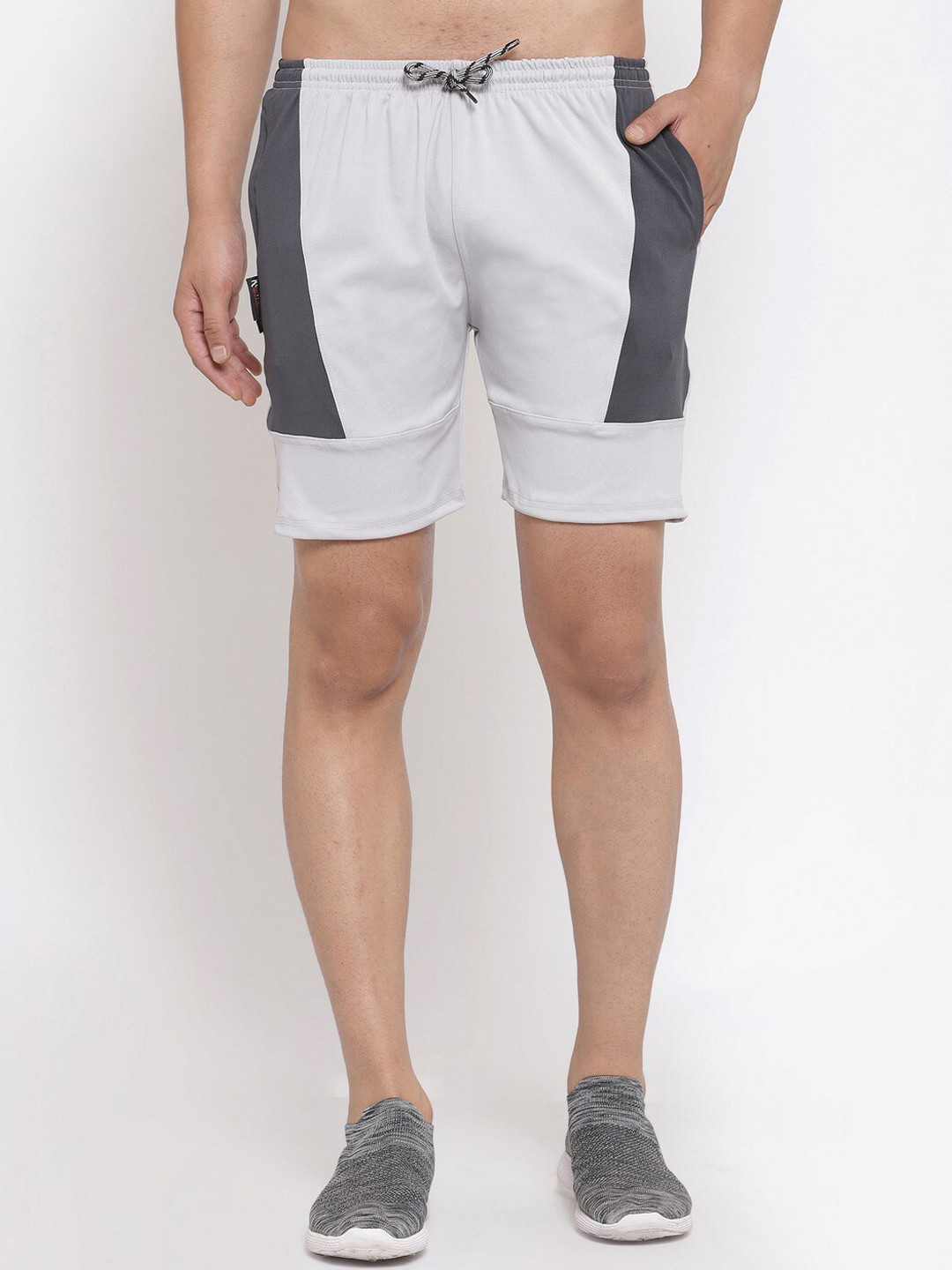 

KLOTTHE Men Grey Colorblocked Shorts