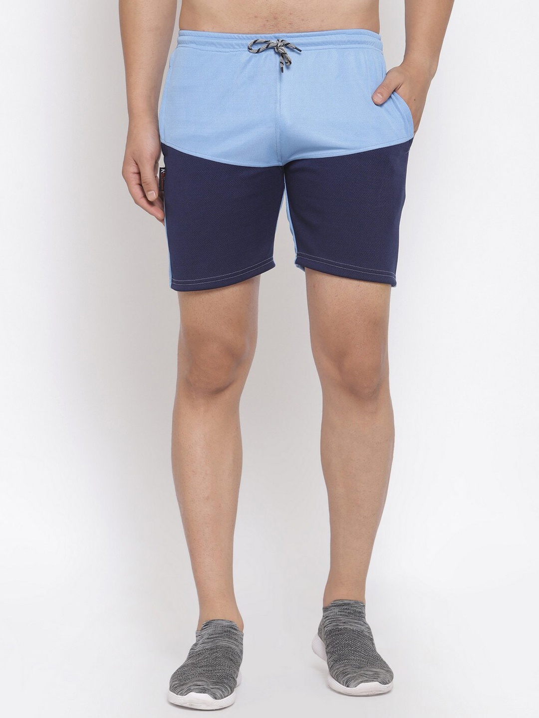 

KLOTTHE Men Blue & Black Color Blocked Shorts