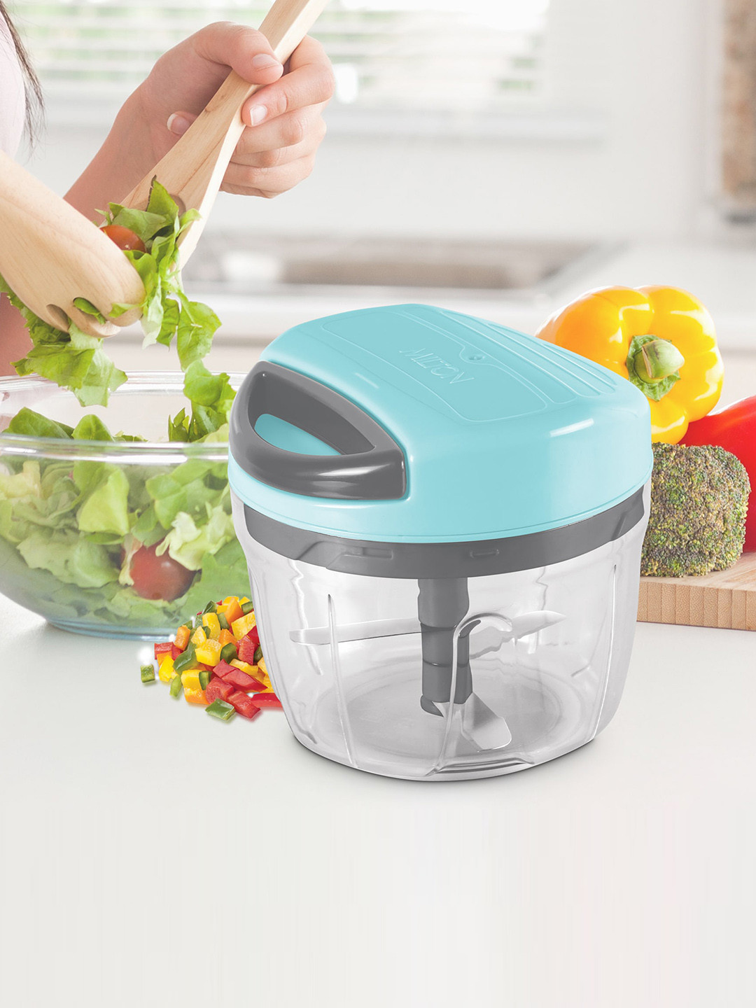 

Milton Sky Blue Xpress Safe Chopper Small 465 ml, Transparent