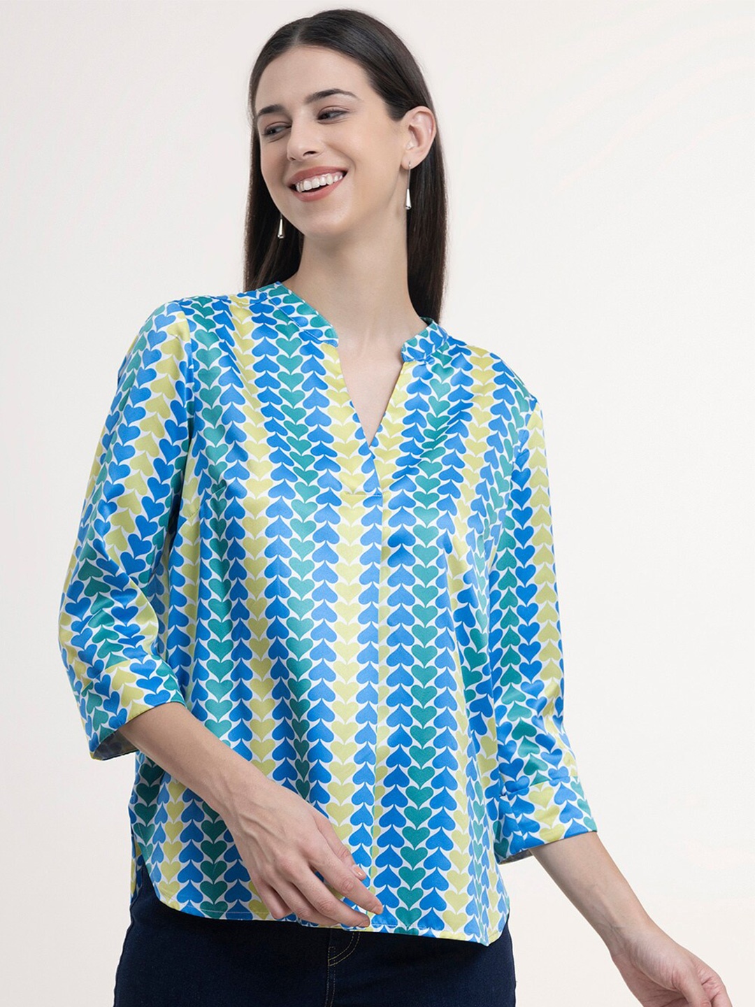 

FableStreet White Geometric Print Mandarin Collar Satin Shirt Style Top