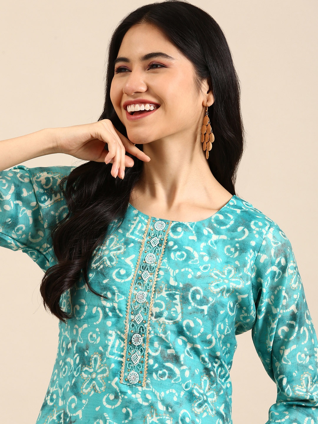 

SHOWOFF Women Turquoise Blue Ethnic Motifs Printed Beads and Stones Silk Crepe Kurta with Trousers