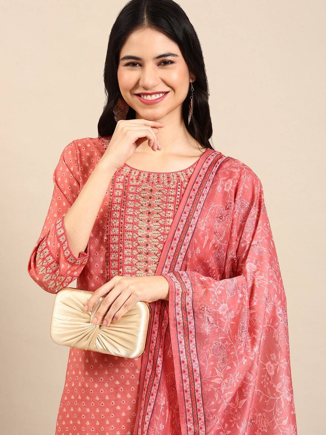 

SHOWOFF Women Peach-Coloured Paisley Printed Chanderi Silk Kurta with Trousers & With Dupatta