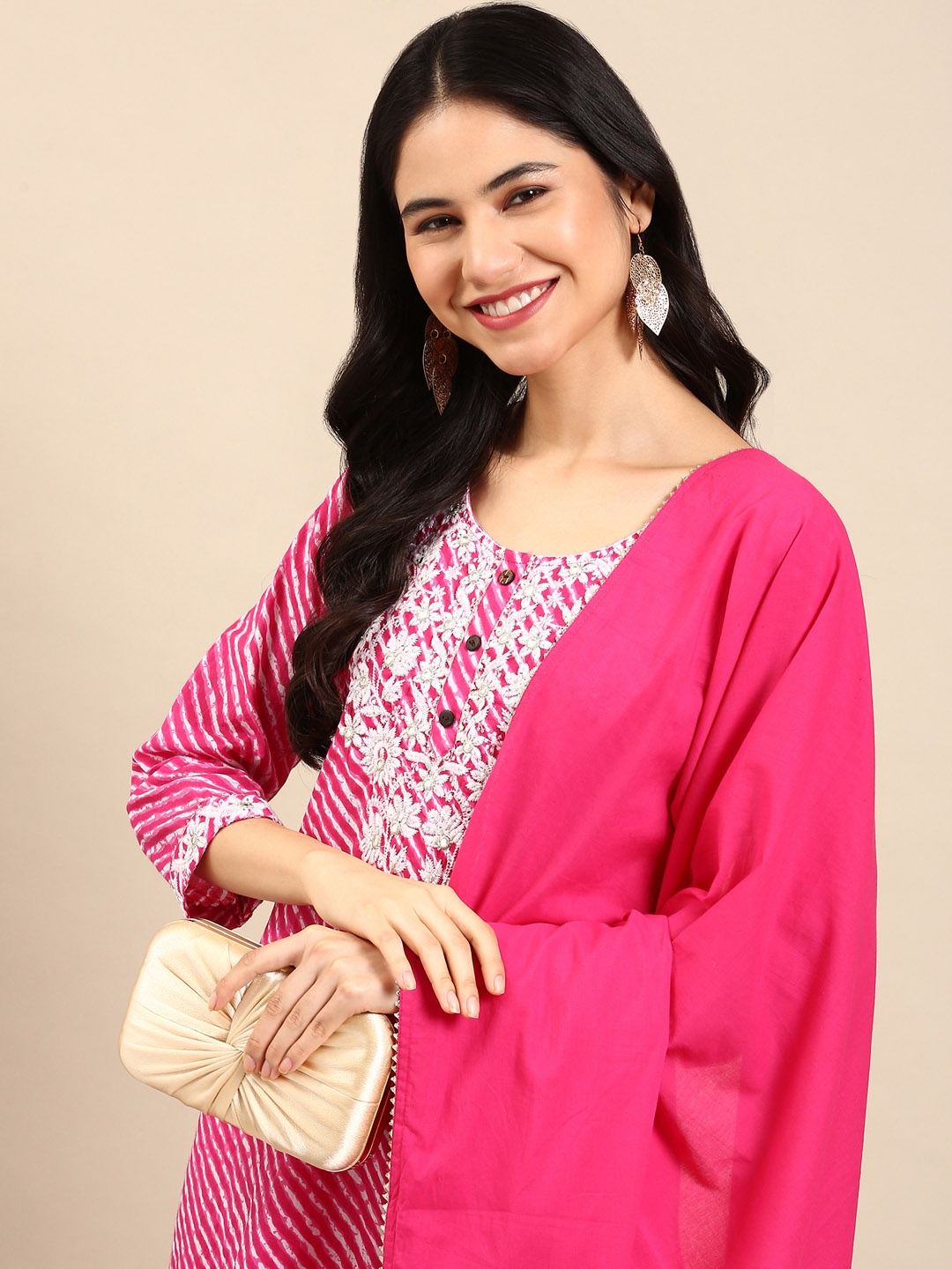 

SHOWOFF Women Pink Leheriya Dyed Thread Work Kurta with Trousers & With Dupatta