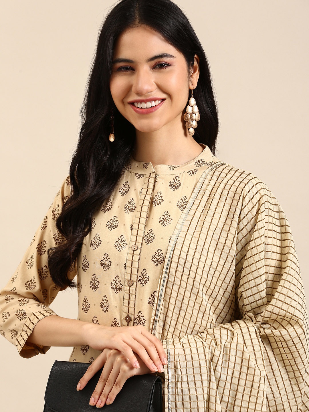 

SHOWOFF Women Beige Ethnic Motifs Printed Kurta with Trousers & With Dupatta