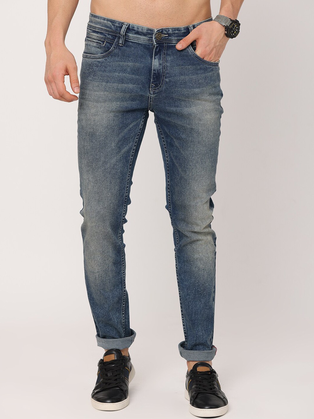 

Jean Cafe Men Blue Jean Slim Fit Mildly Distressed Heavy Fade Jeans