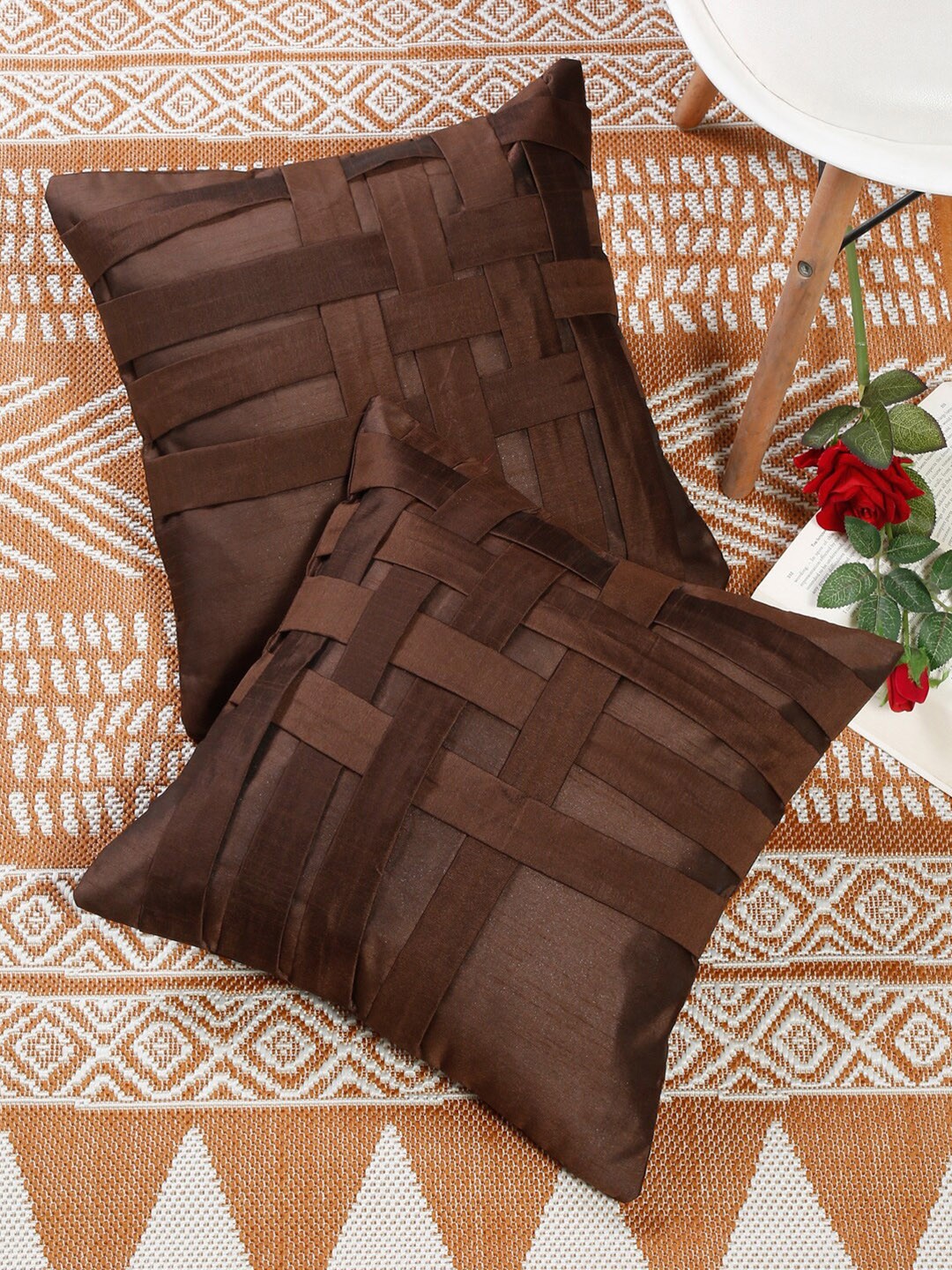 

MULTITEX Brown Set of 2 Geometric Velvet Square Cushion Covers
