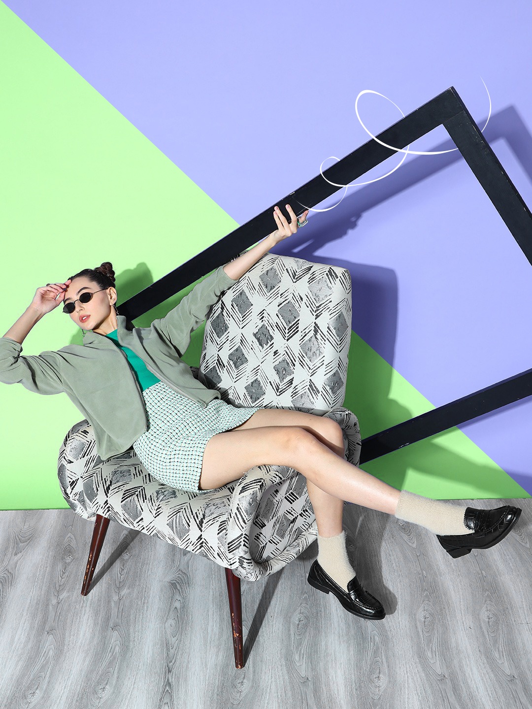 

Berrylush Women Green Solid Glam Game Tailored Jacket