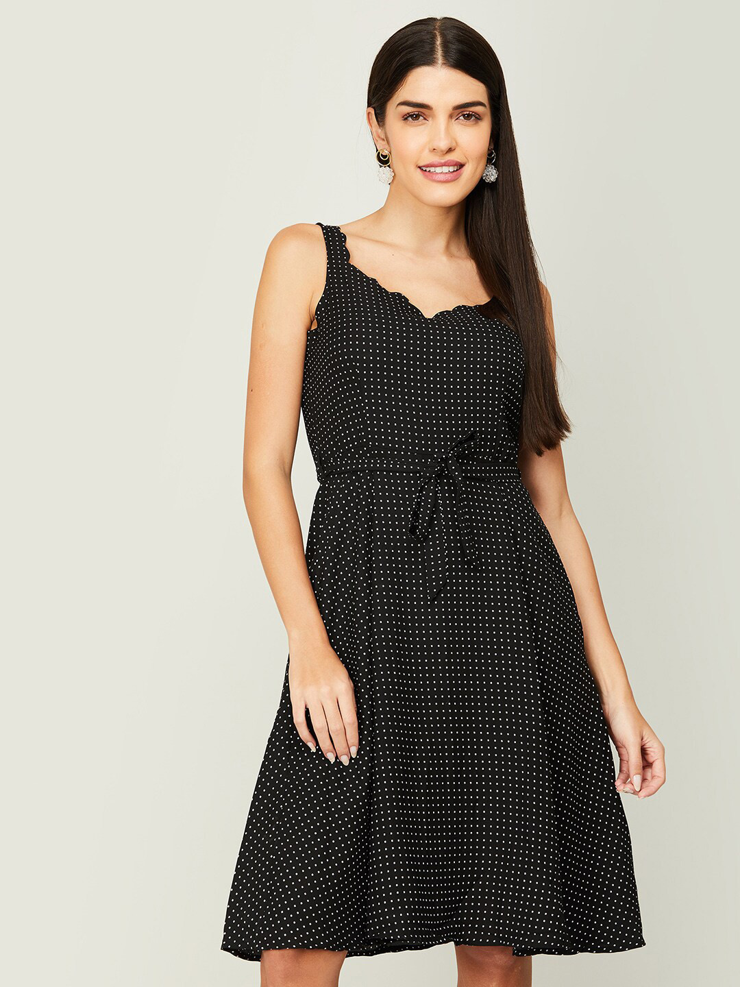 

CODE by Lifestyle Black Dress