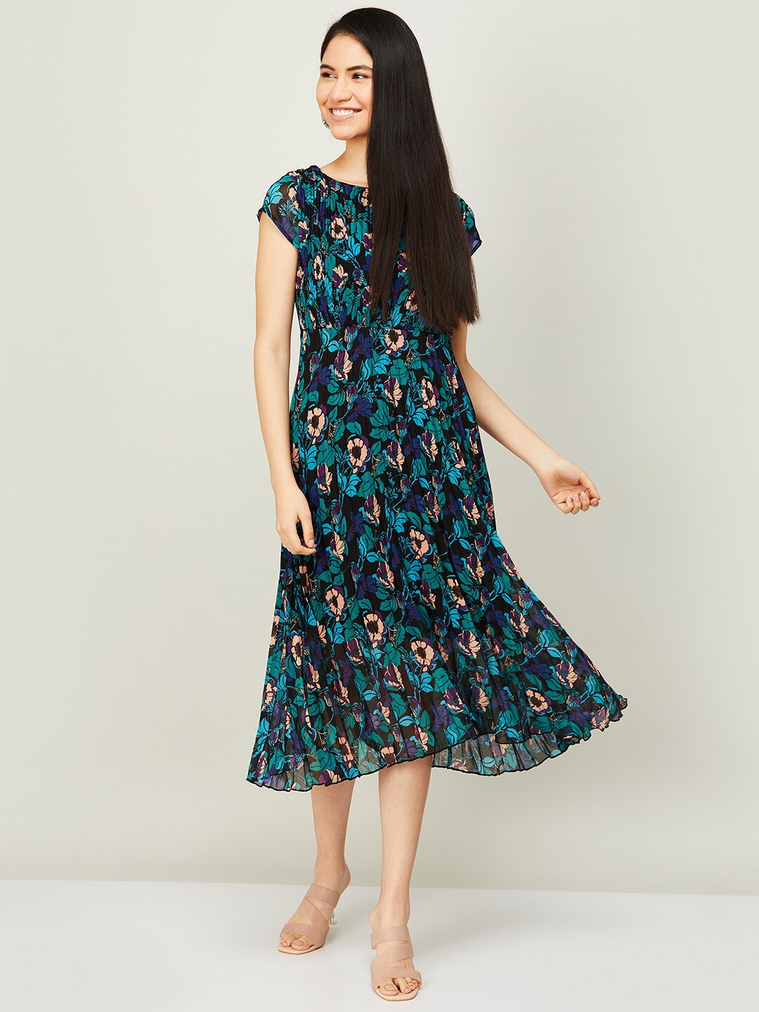 

CODE by Lifestyle Black Floral Midi Dress