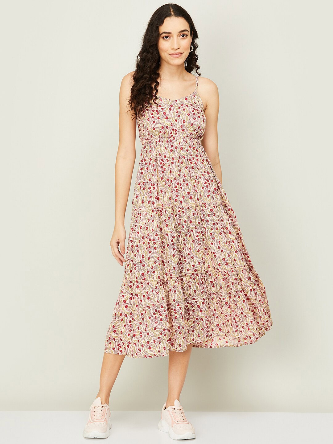 

Ginger by Lifestyle White Floral Empire Midi Dress