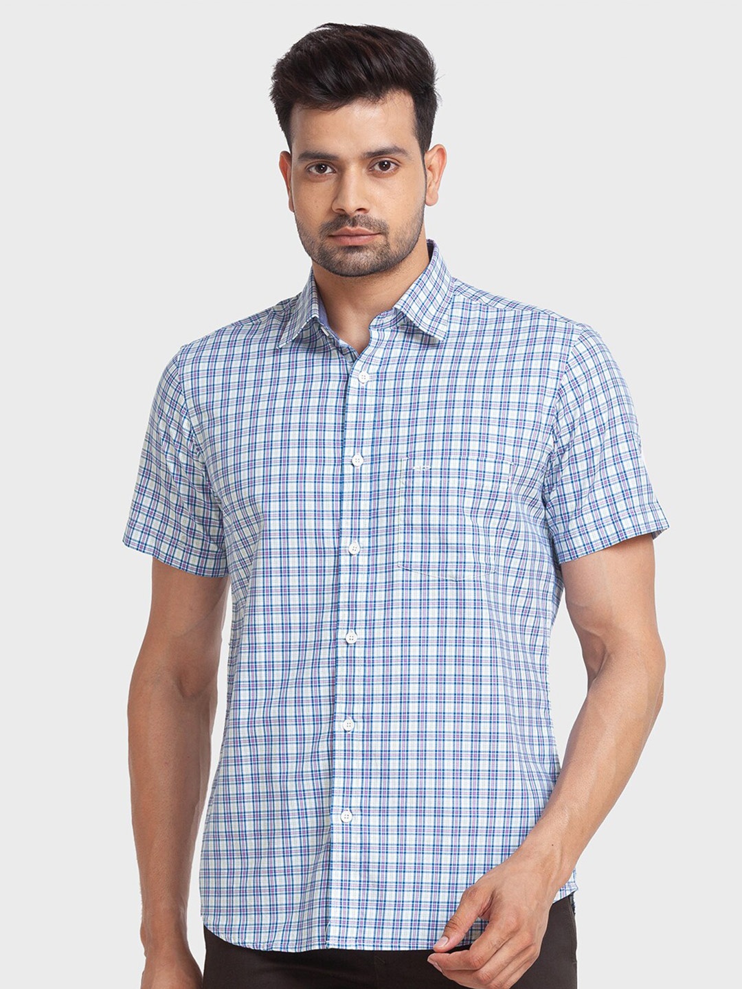 

ColorPlus Men Red Tailored Fit Checked Casual Shirt