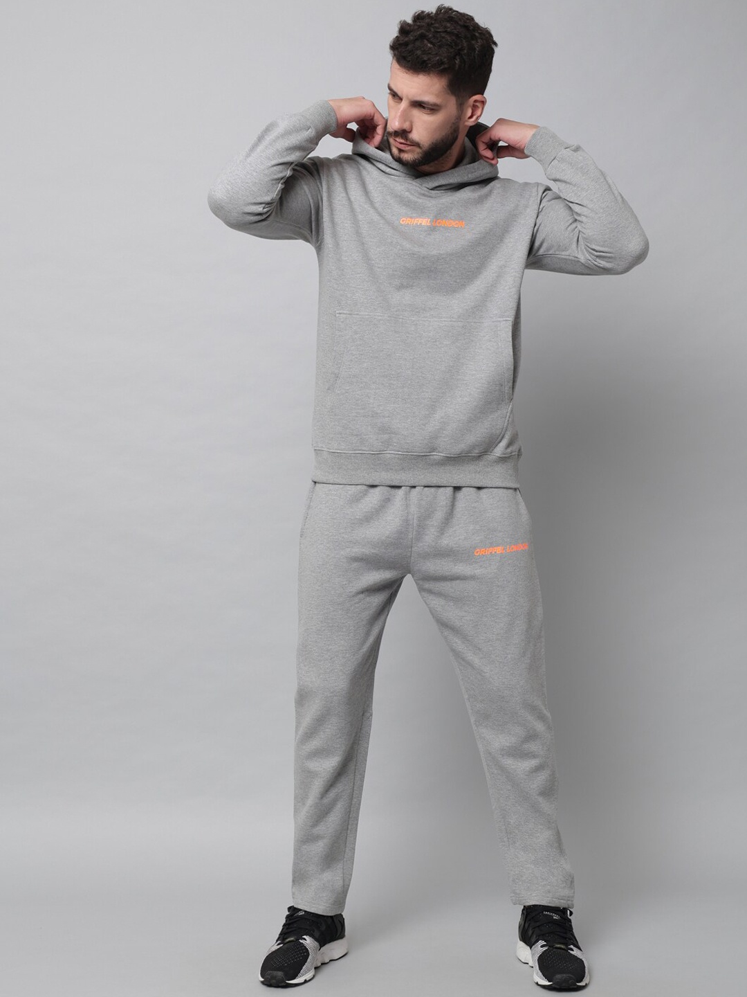 

GRIFFEL Men Grey Solid Tracksuit