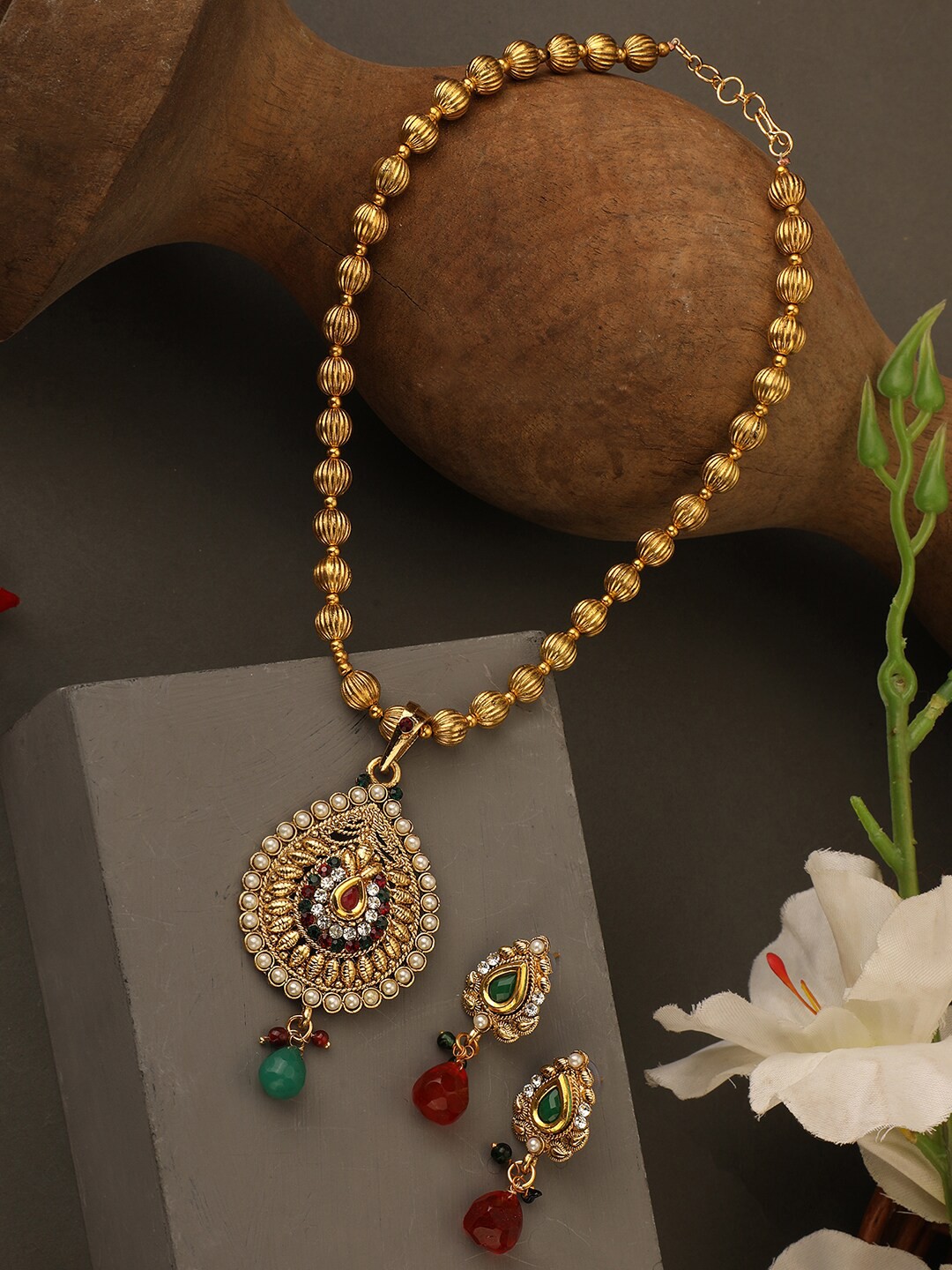 

ANIKAS CREATION Gold-Plated Maroon & Green Stone-Studded Jewellery Set
