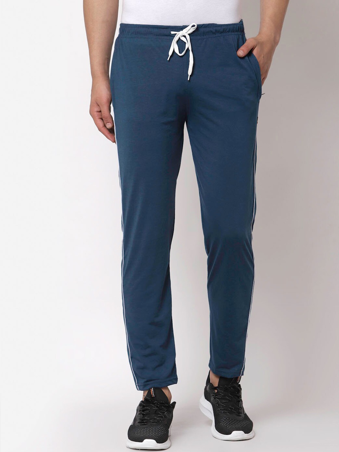 

KLOTTHE Men Blue Solid Cotton Track Pants
