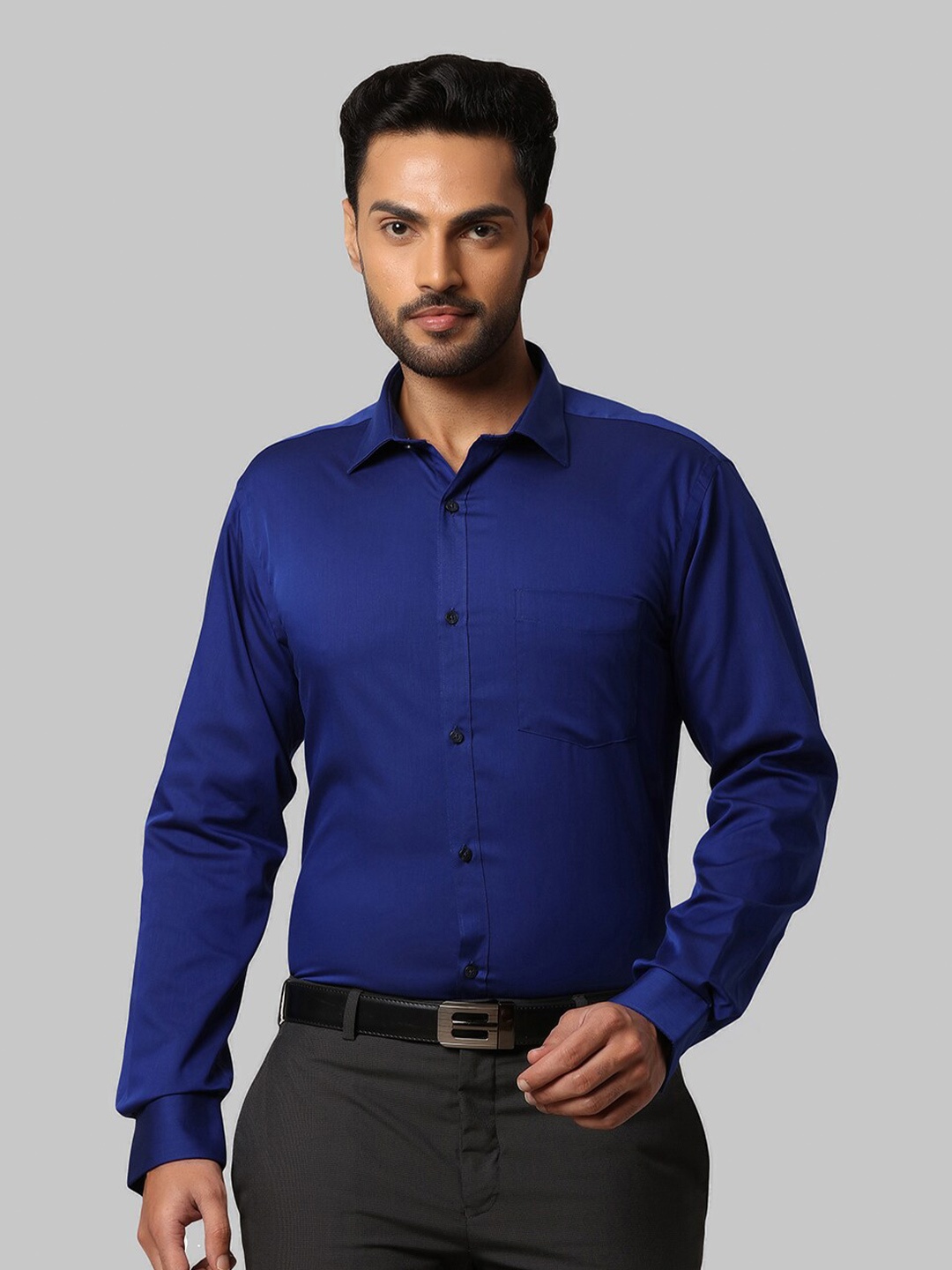 

Park Avenue Men Blue Slim Fit Formal Shirt