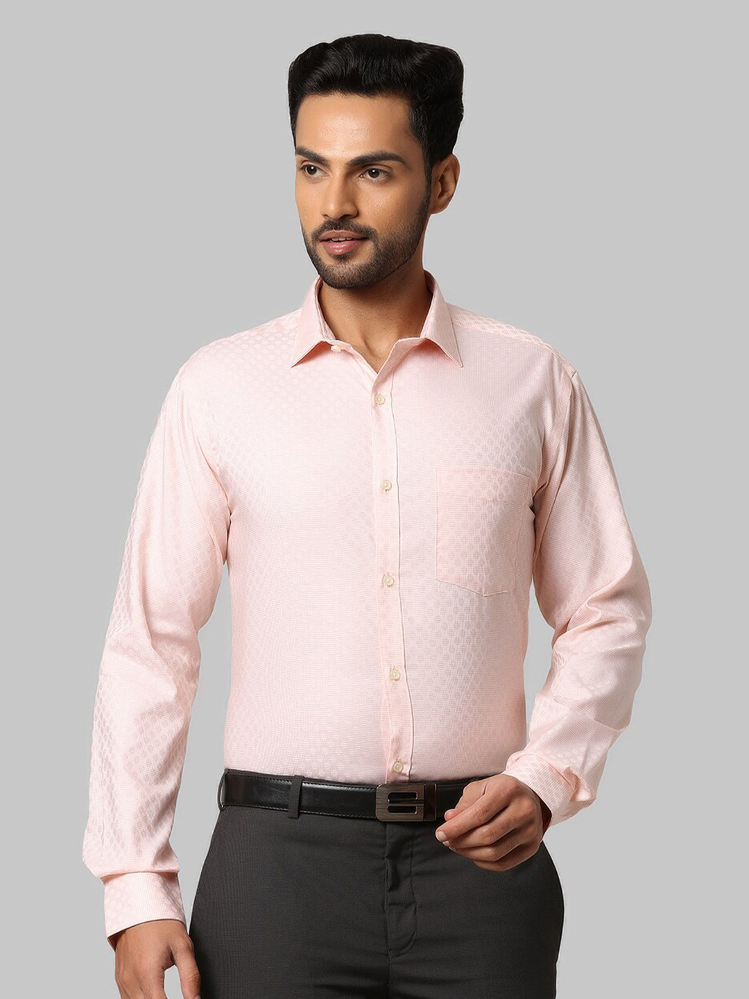 

Park Avenue Men Orange Slim Fit Striped Formal Shirt