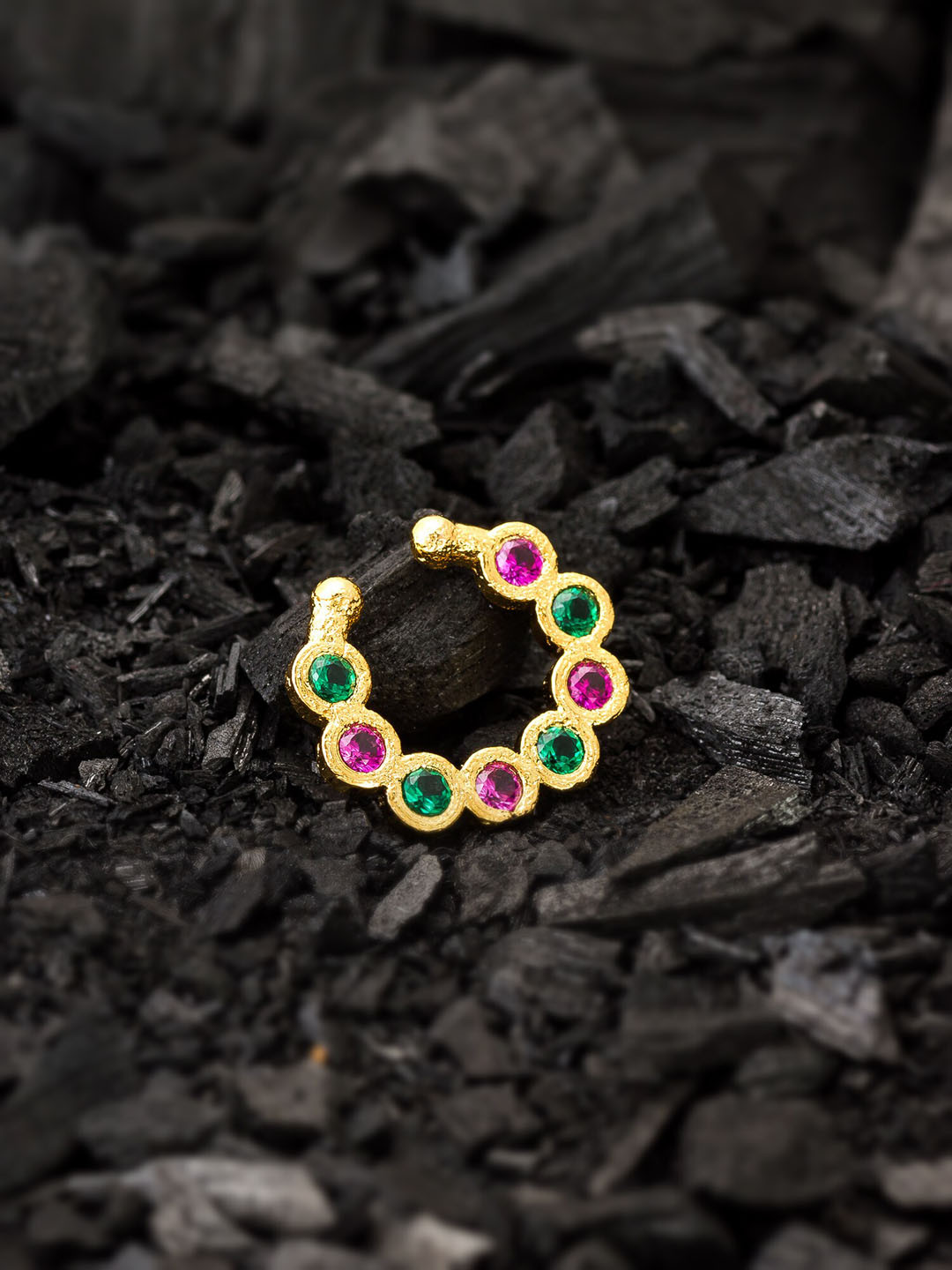 

aadita Gold-Plated & Toned Artificial Stones and Beads Nosepin
