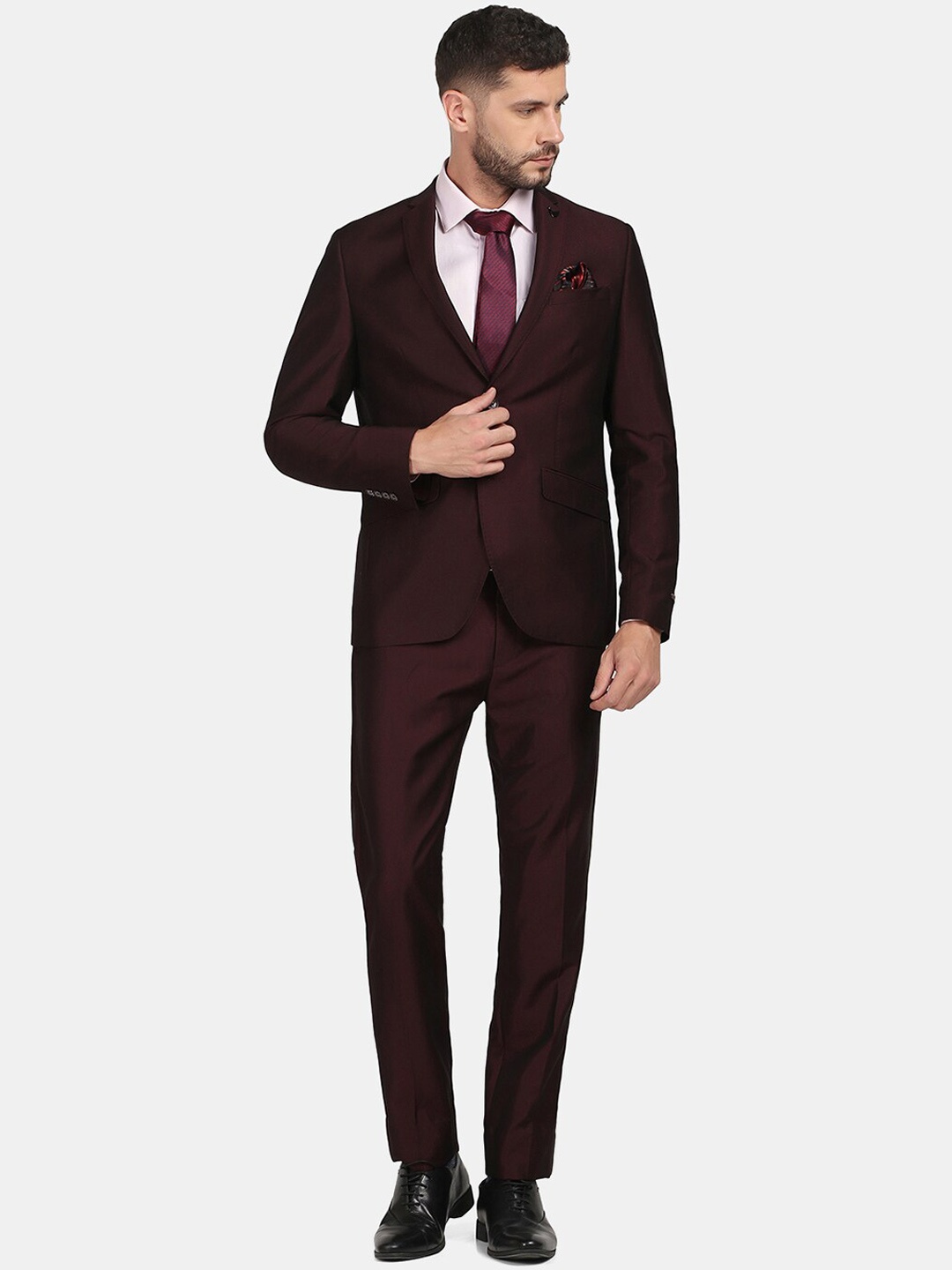 

Blackberrys Men Red Solid Slim-Fit Single-Breasted 2-Piece Formal Suit