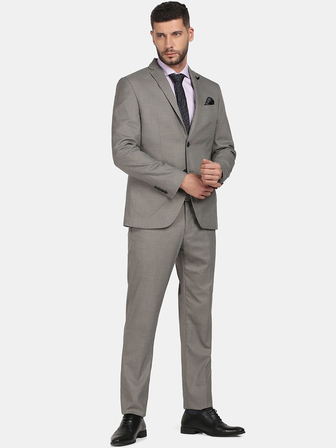 

Blackberrys Men Grey Solid Slim-Fit Single-Breasted Formal Suit