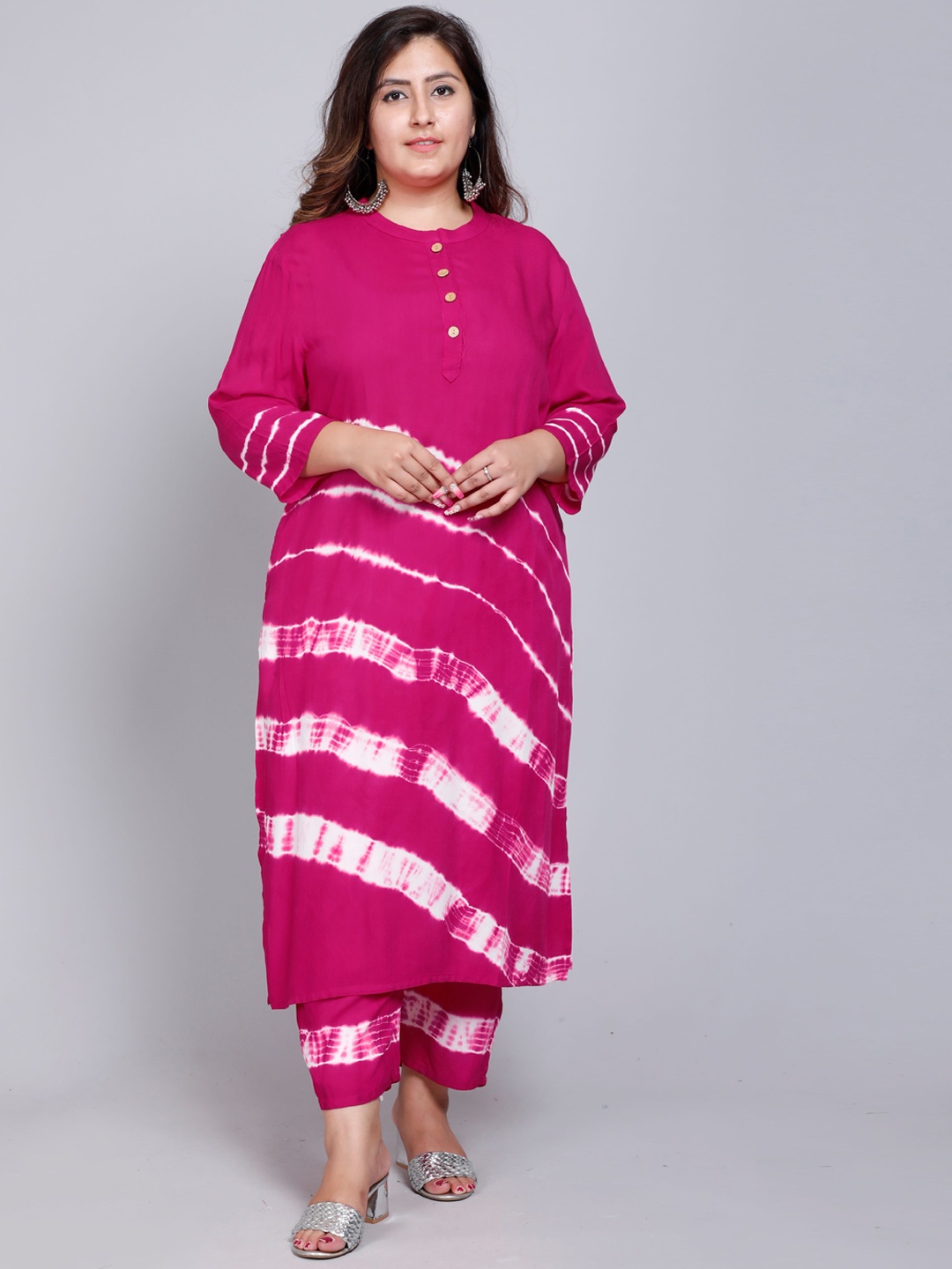 

PNEHA Women Pink Bandhani Printed Kurta with Trousers