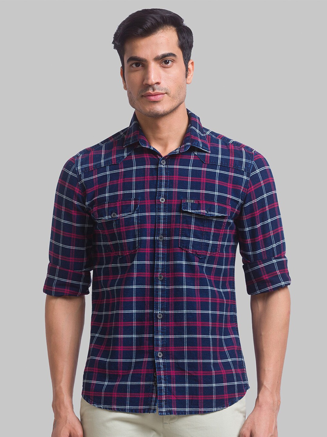 

Parx Men Blue Slim Fit Checked Casual Shirt