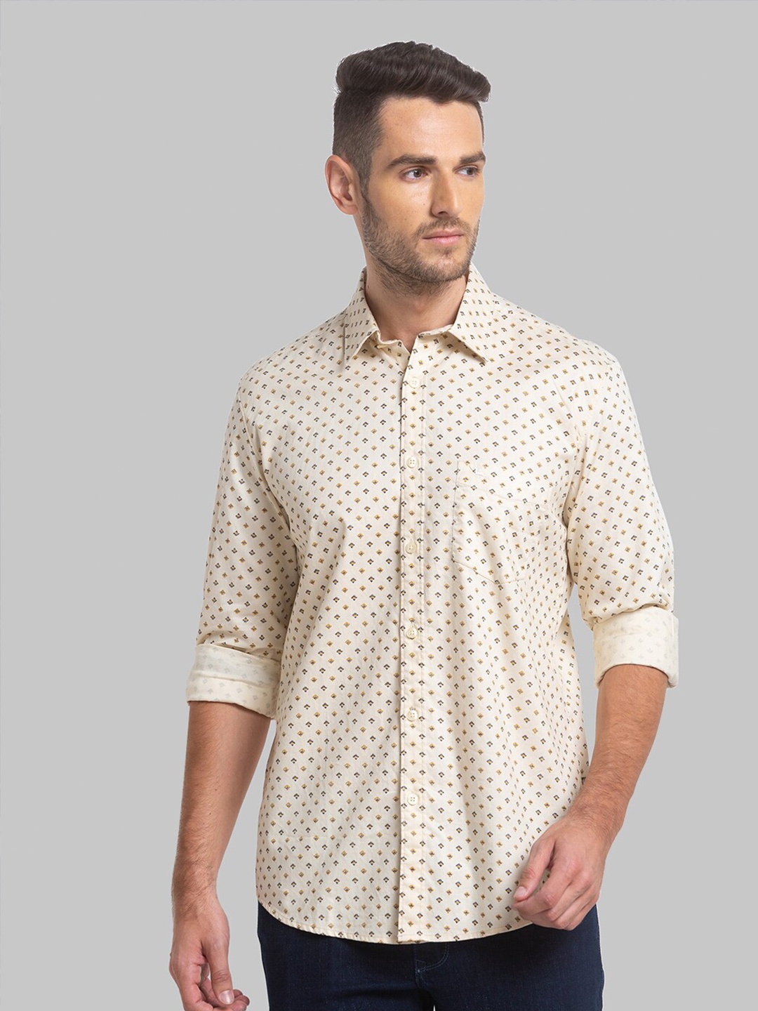 

Parx Men Beige Slim Fit Printed Casual Shirt