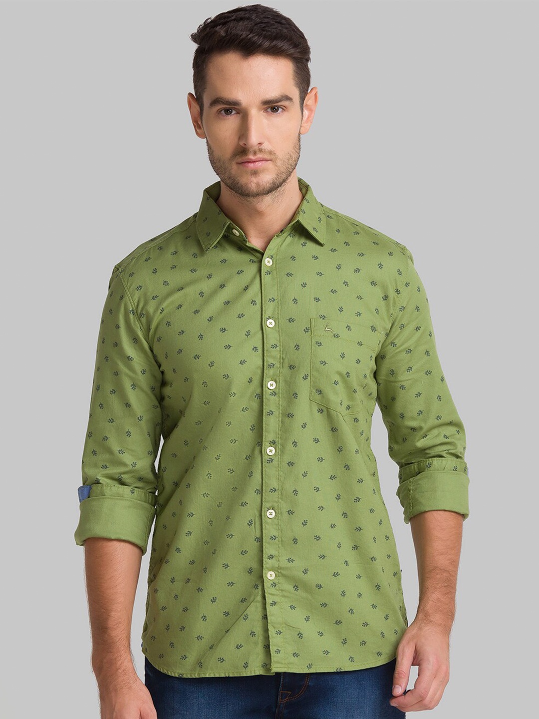 

Parx Men Green Slim Fit Printed Casual Shirt