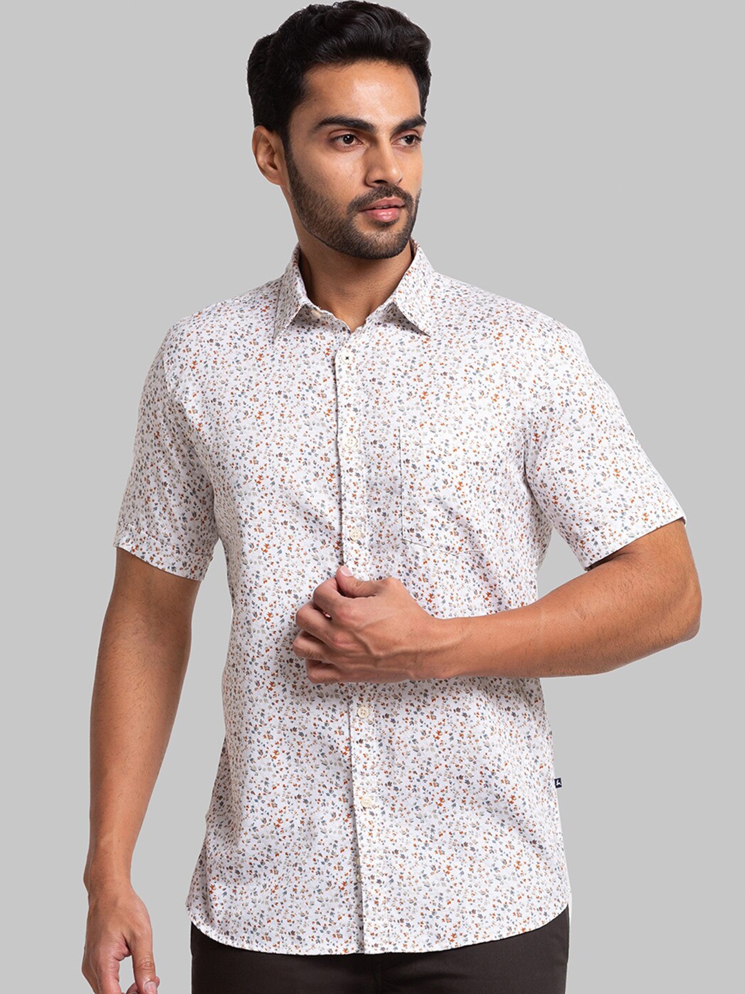 

Parx Men Brown Slim Fit Floral Printed Casual Shirt
