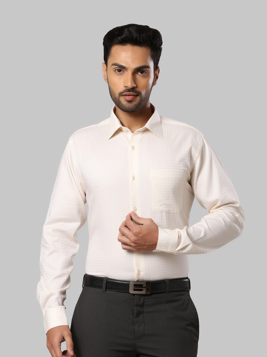 

Raymond Men Yellow Solid Cotton Shirts