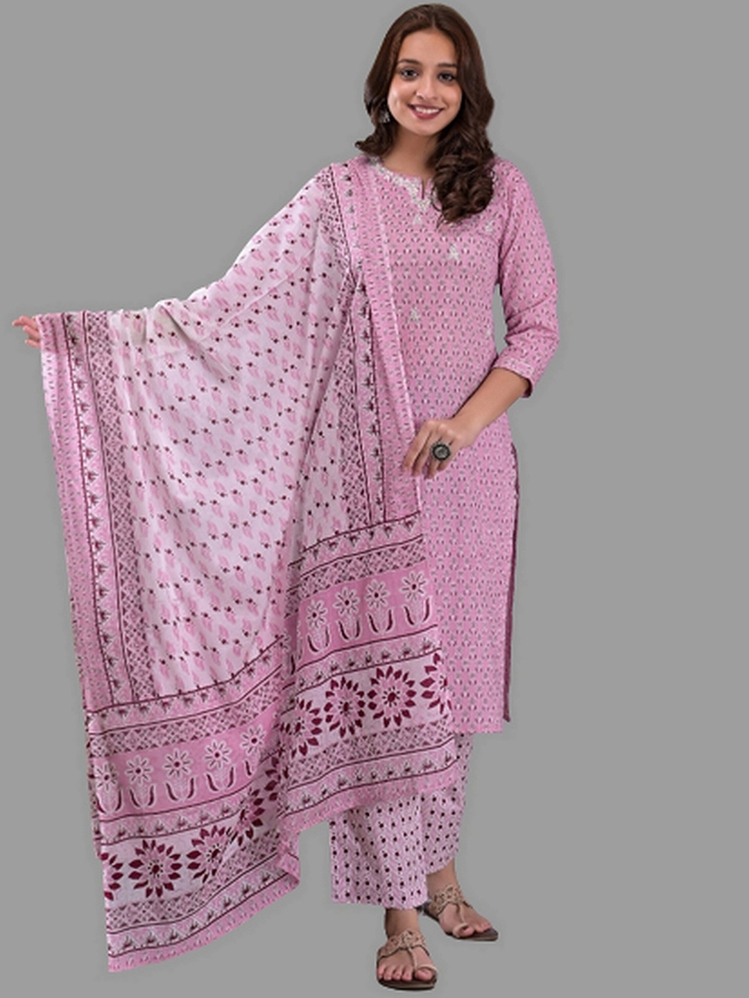 

EtnicaWear Women Peach-Coloured Floral Printed Pure Cotton Kurta with Trousers & With Dupatta