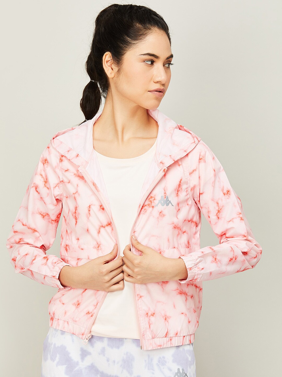 

Kappa Women Pink Floral Lightweight Puffer Jacket with Embroidered