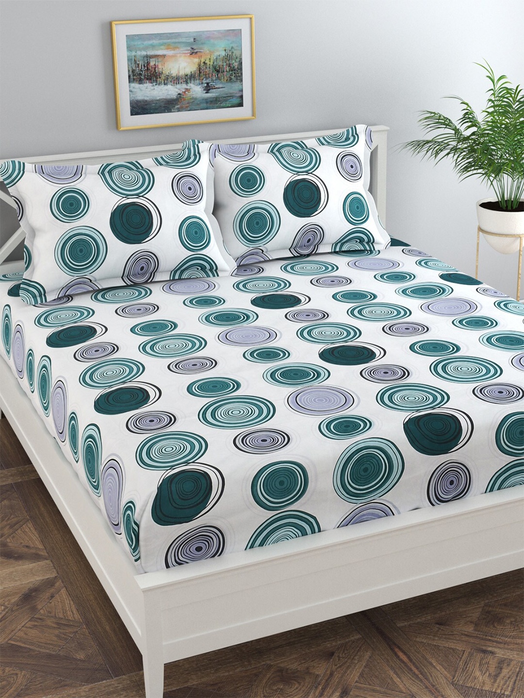 

Florida Geometric Printed 144 TC King Bedsheet with 2 Pillow Covers, White