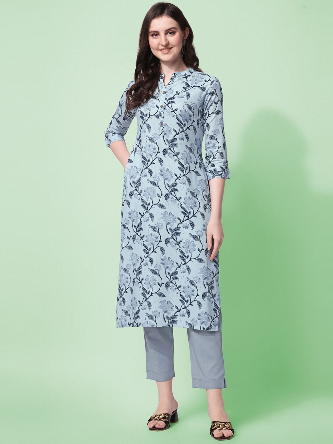 

MIRCHI FASHION Women Grey Dyed Keyhole Neck Floral Kurta