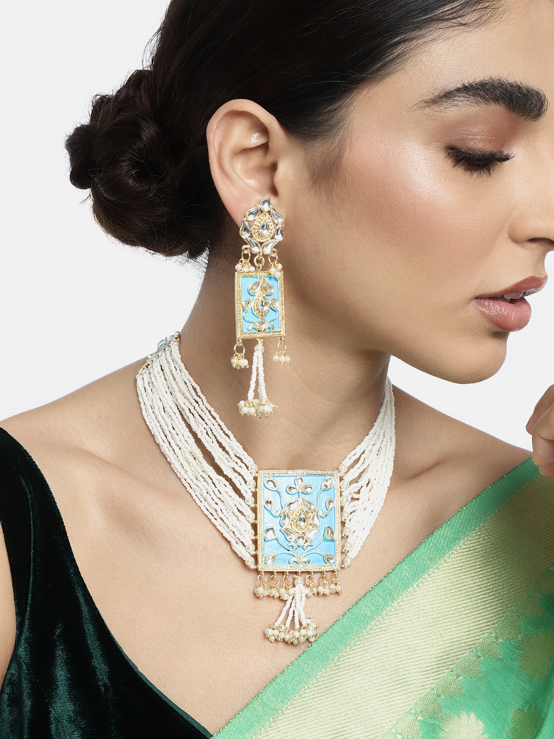 

Peora Blue & White Gold-Plated Choker Necklace With Earrings