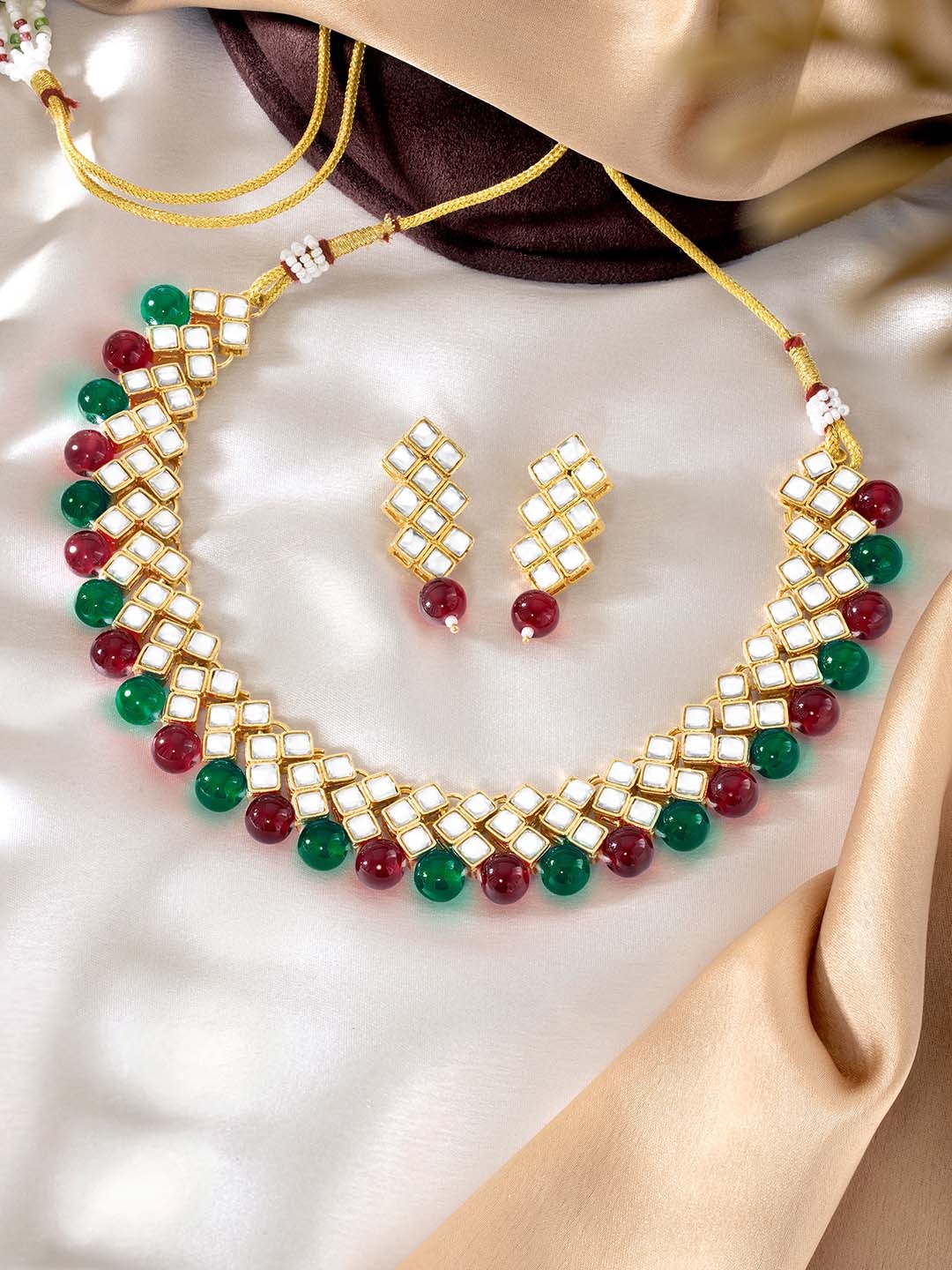 

Peora Gold-Plated & White Kundan Studded Necklace Set
