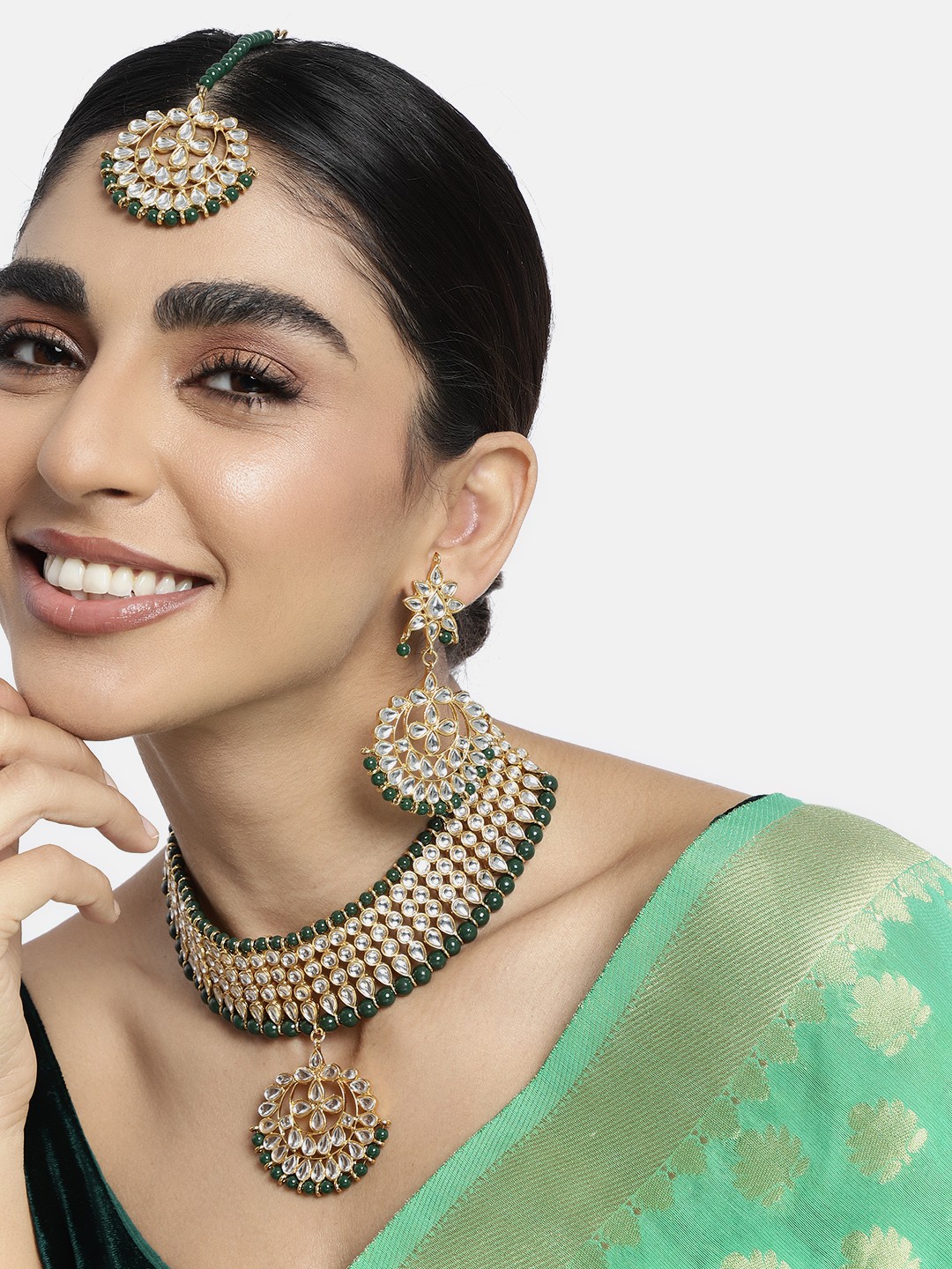 

Peora Gold-Plated & Green Kundan Studded Necklace Set