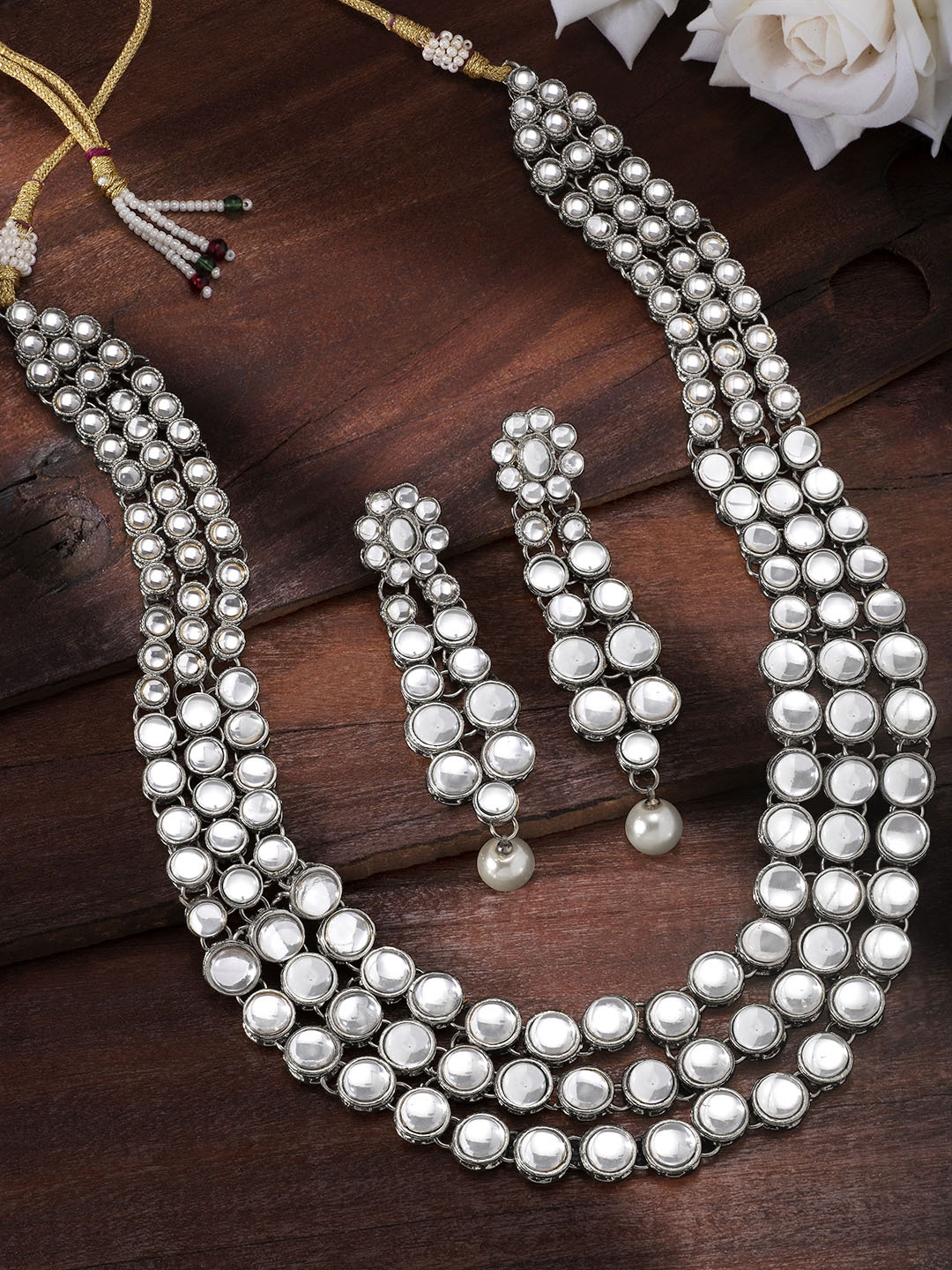 

Peora Silver-Plated Jadau Kundan Studded & Beaded Jewellery Set