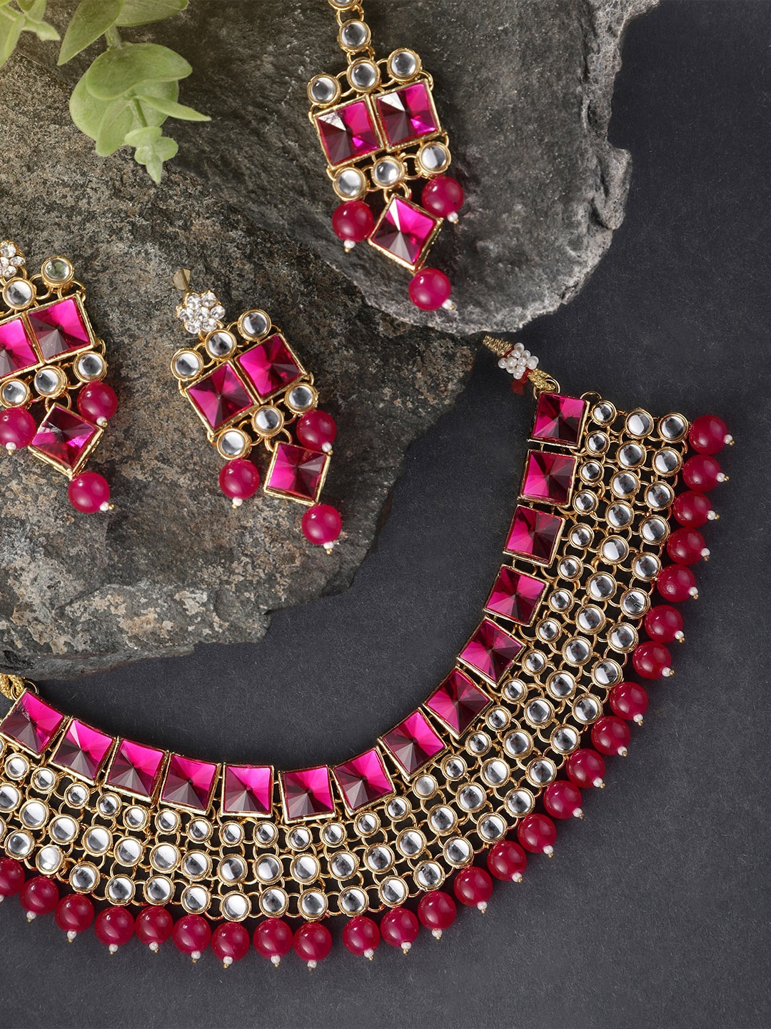 

Peora Women Pink Gold-Plated Choker Necklace, Earrings & Maang Tika, Magenta