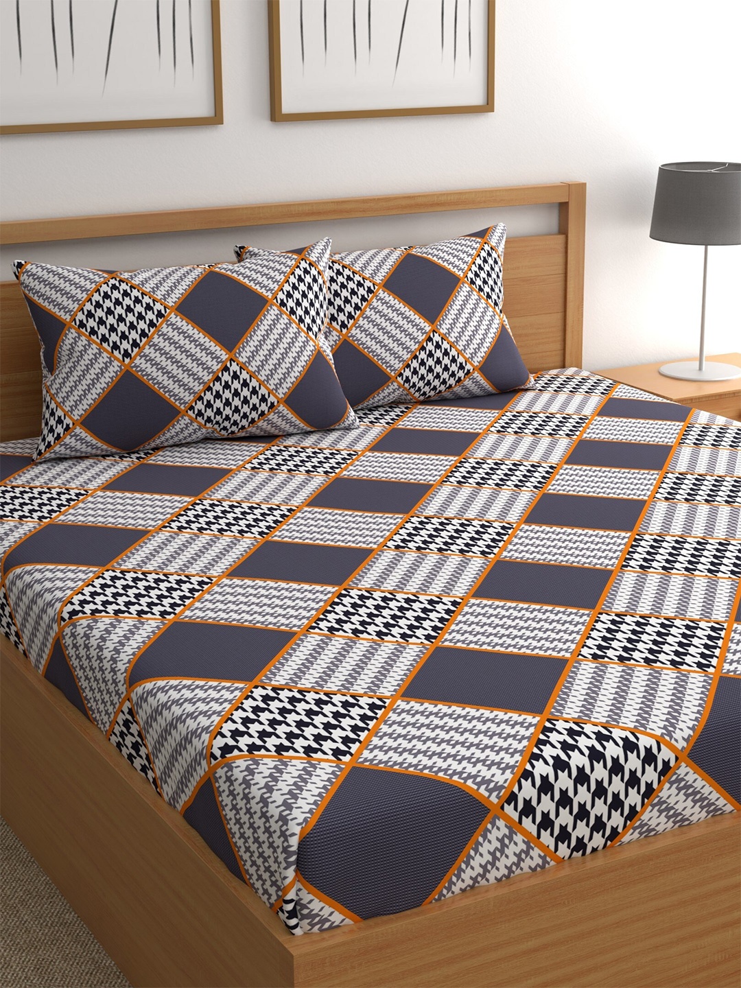 

CHHAVI INDIA Geometric 210 TC King Bedsheet with 2 Pillow Covers, Blue