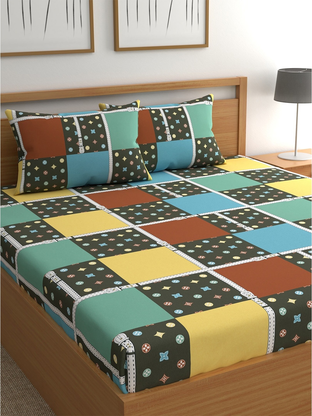 

CHHAVI INDIA Geometric 210 TC King Bedsheet with 2 Pillow Covers, Black
