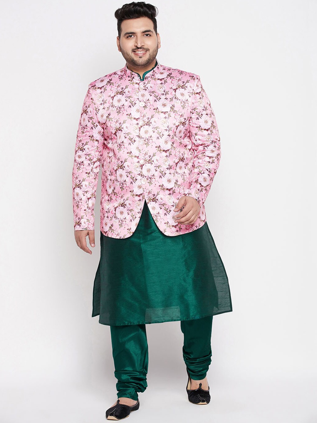 

VASTRAMAY Men Green Floral Kurta with Churidar