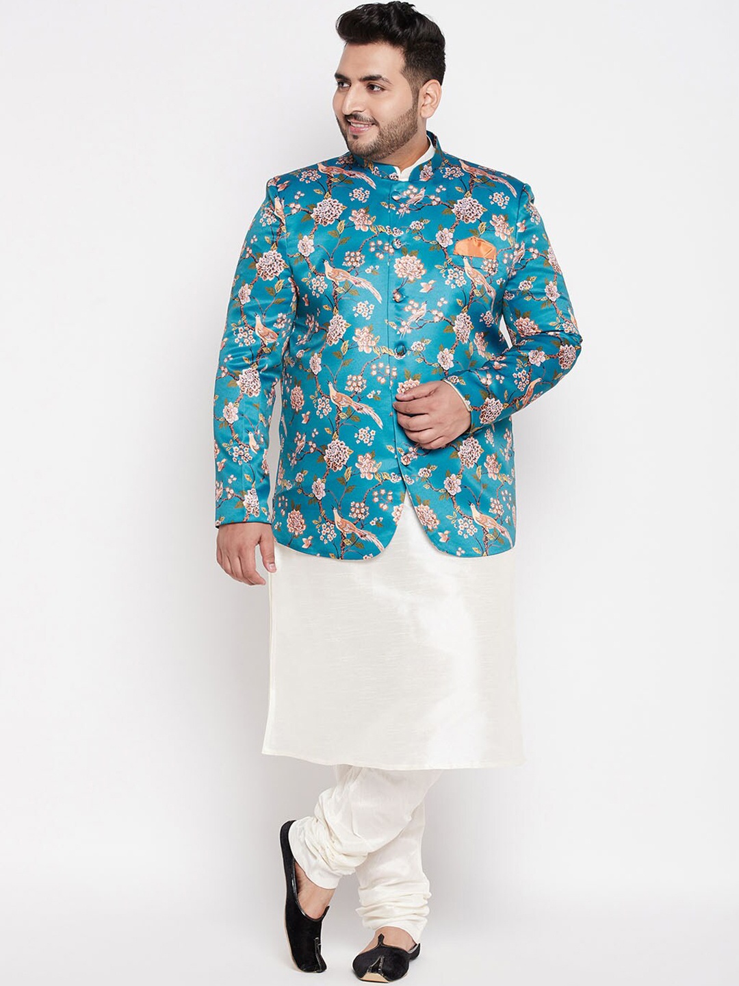 

VASTRAMAY Men Cream-Coloured Floral Kurta with Churidar