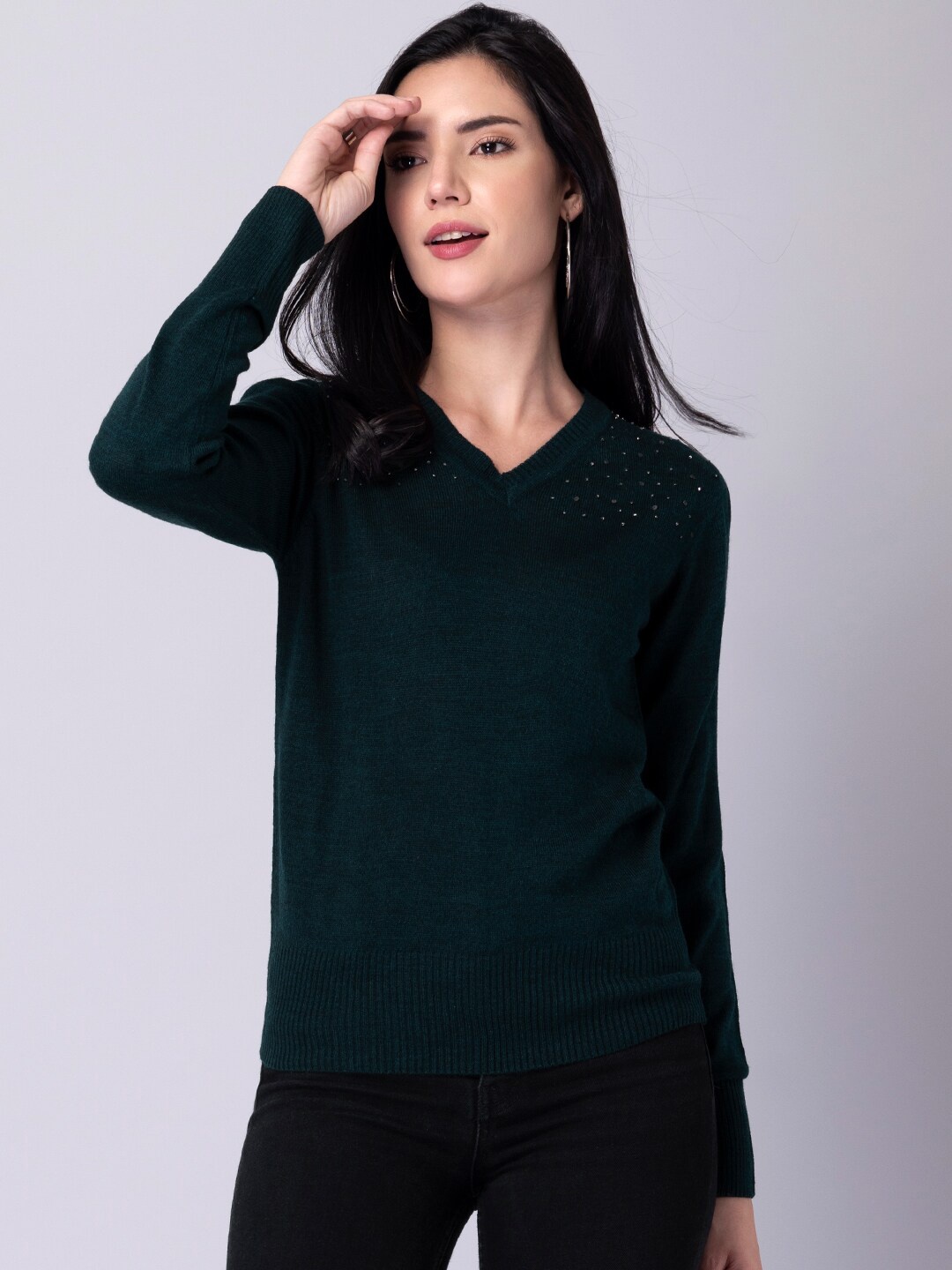 

FabAlley Women Solid V-Neck Pullover, Green